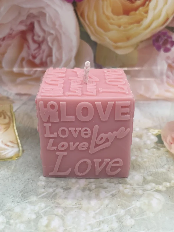 Sójová sviečka Love kocka - Image 3