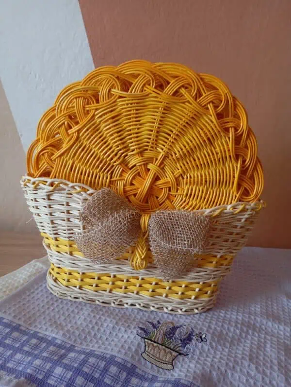 Pletené okrúhle tanierové podložky s košíkom